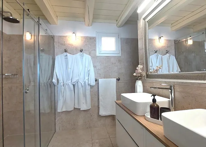 Aquamarine Вилла