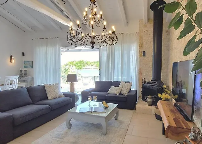 Vila Aquamarine Agní