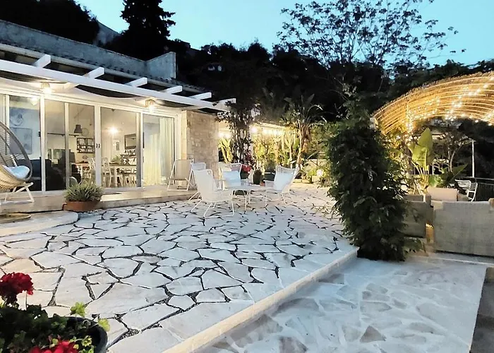 Aquamarine Вилла Agni