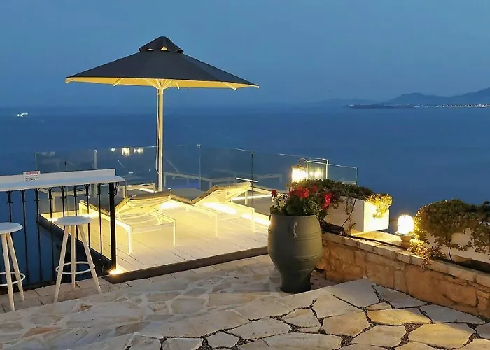 Villa Aquamarine *