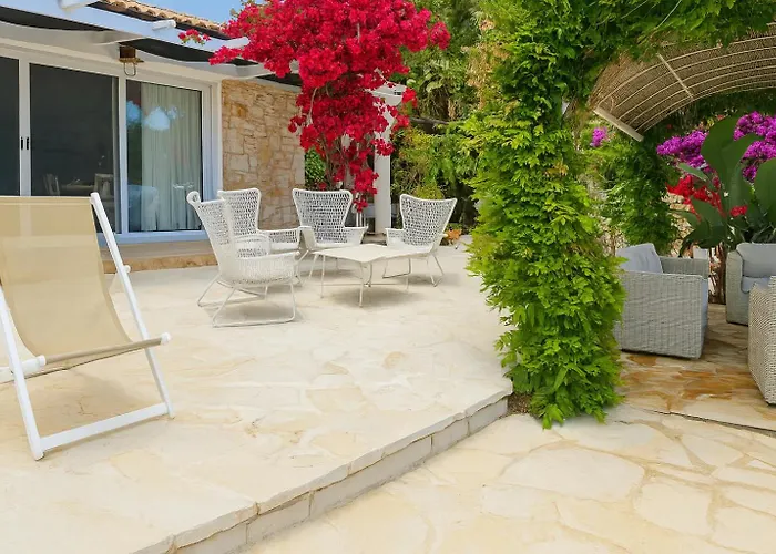 Villa Aquamarine *